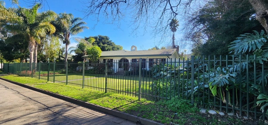 4 Bedroom Property for Sale in Swellendam Western Cape